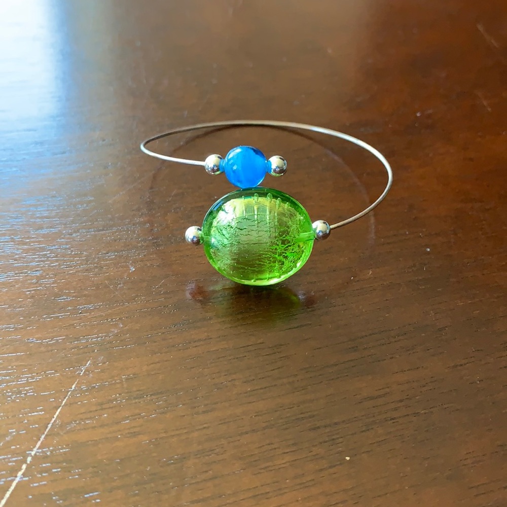 Dainty wristlet with green and bright blue beads